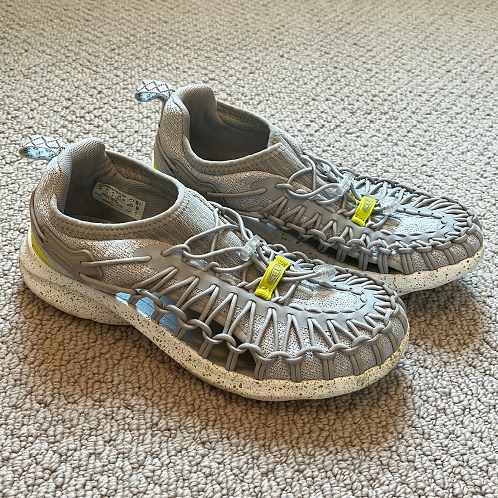 Keen Uneek Sneaker Grey Sz 7.5